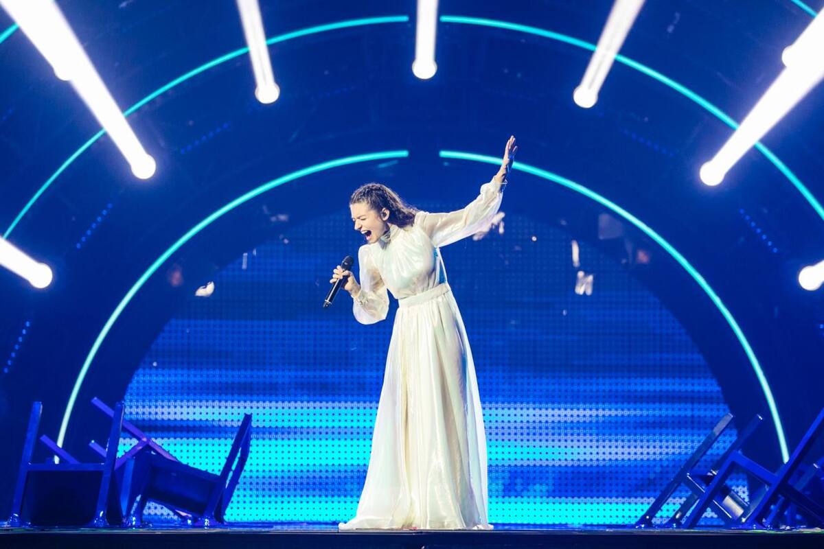 Eurovision 2022: Τρομερή εμφάνιση από την Αμάντα Γεωργιάδη! - Πάμε για τελικό (VIDEO)