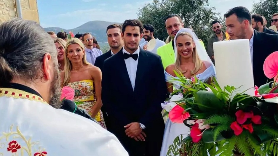 Κόνι Μεταξά και Μάριος Καπότσης: Ο εντυπωσιακός γάμος του ζευγαριού