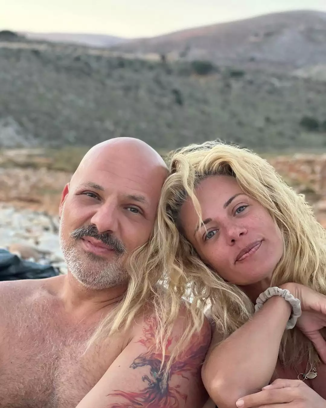 «Αγαπώ την γκρίνια του»: Ζέτα Μακρυπούλια και Νίκος Μουτσινάς κάνουν μαζί διακοπές (ΦΩΤΟ)