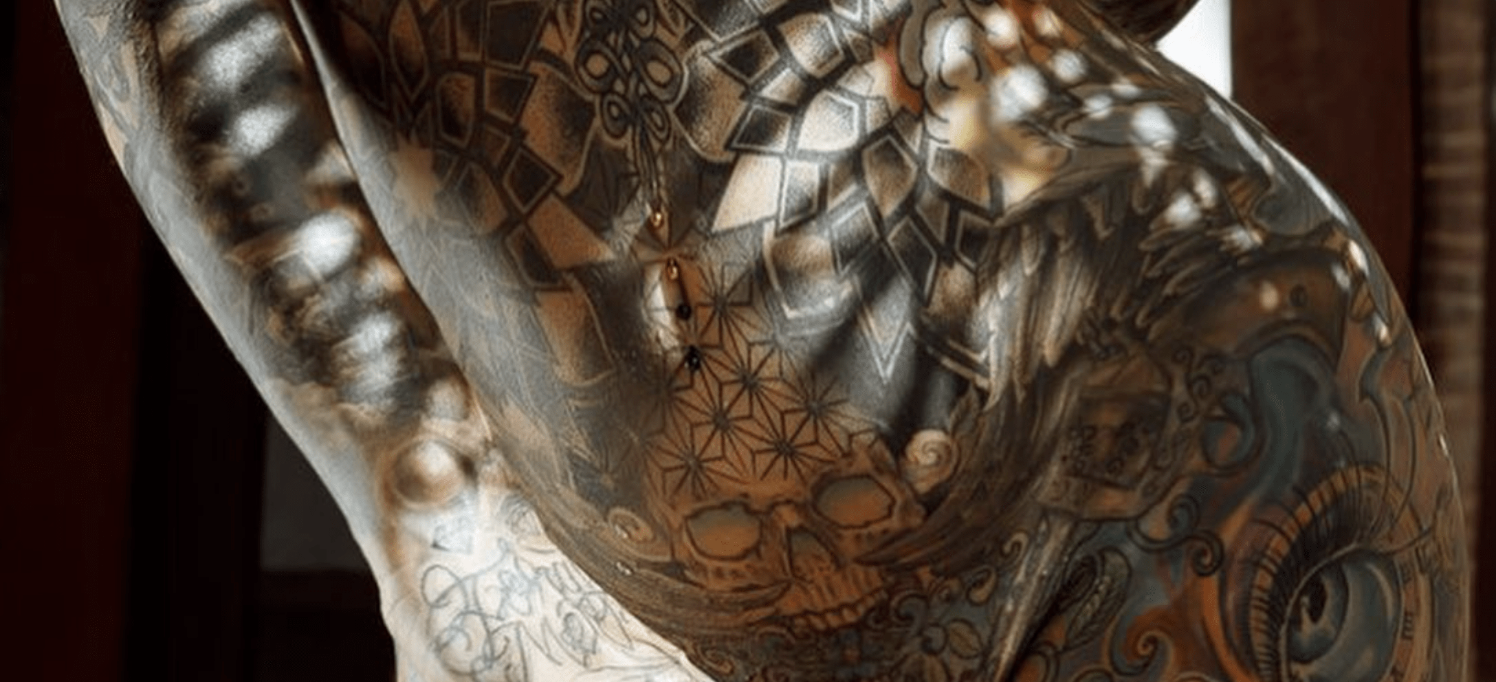 «Έκανα τα περισσότερα και πιο επίπονα τατουάζ στο αιδοίο μου»: Σούπερ σταρ του Only Fans αποκαλύπτει (ΦΩΤΟ)