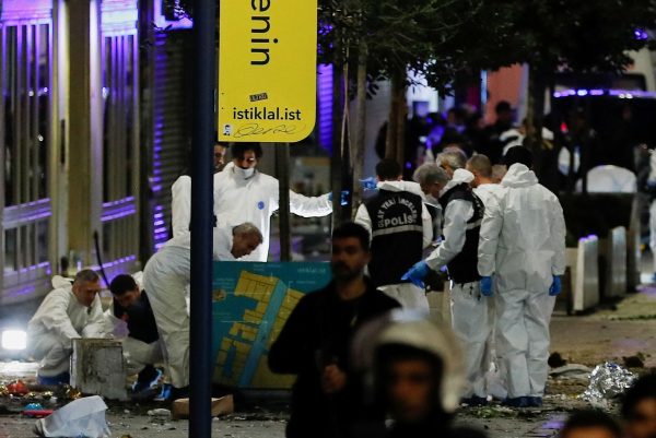 Μακελειό στην Τουρκία: Αυτή είναι η γυναίκα που ψάχνουν οι αρχές - 6 νεκροί και πάνω από 53 τραυματίες (ΦΩΤΟ)