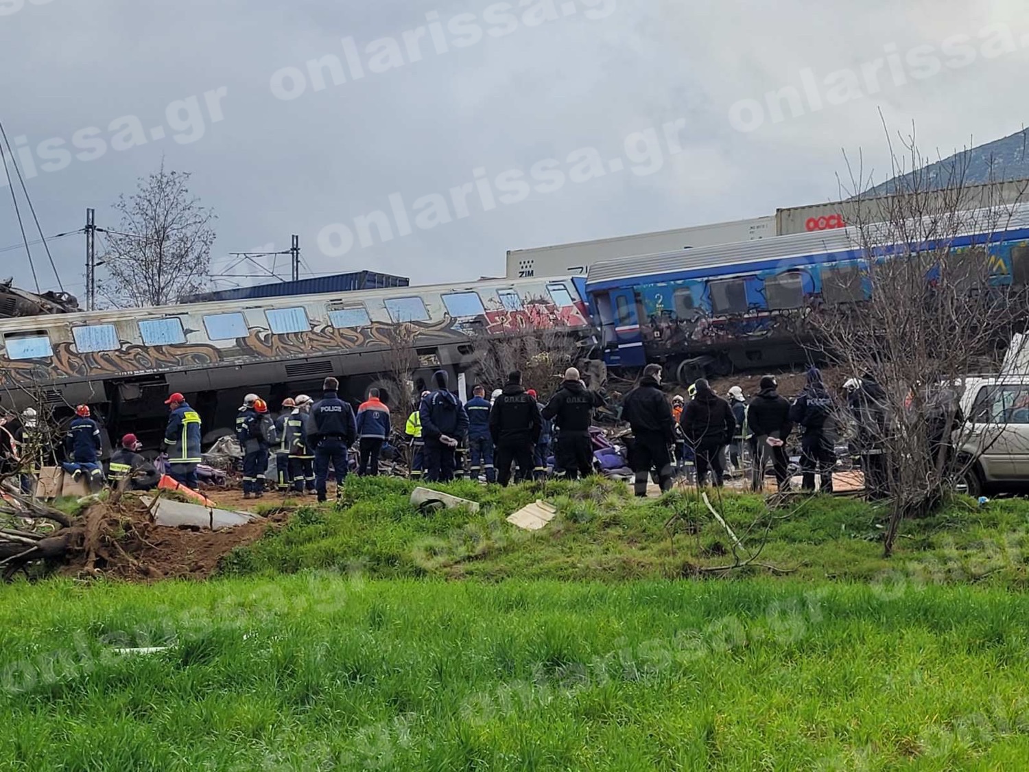 Σύγκρουση τρένων στα Τέμπη: Τριήμερο εθνικό πένθος με απόφαση Μητσοτάκη