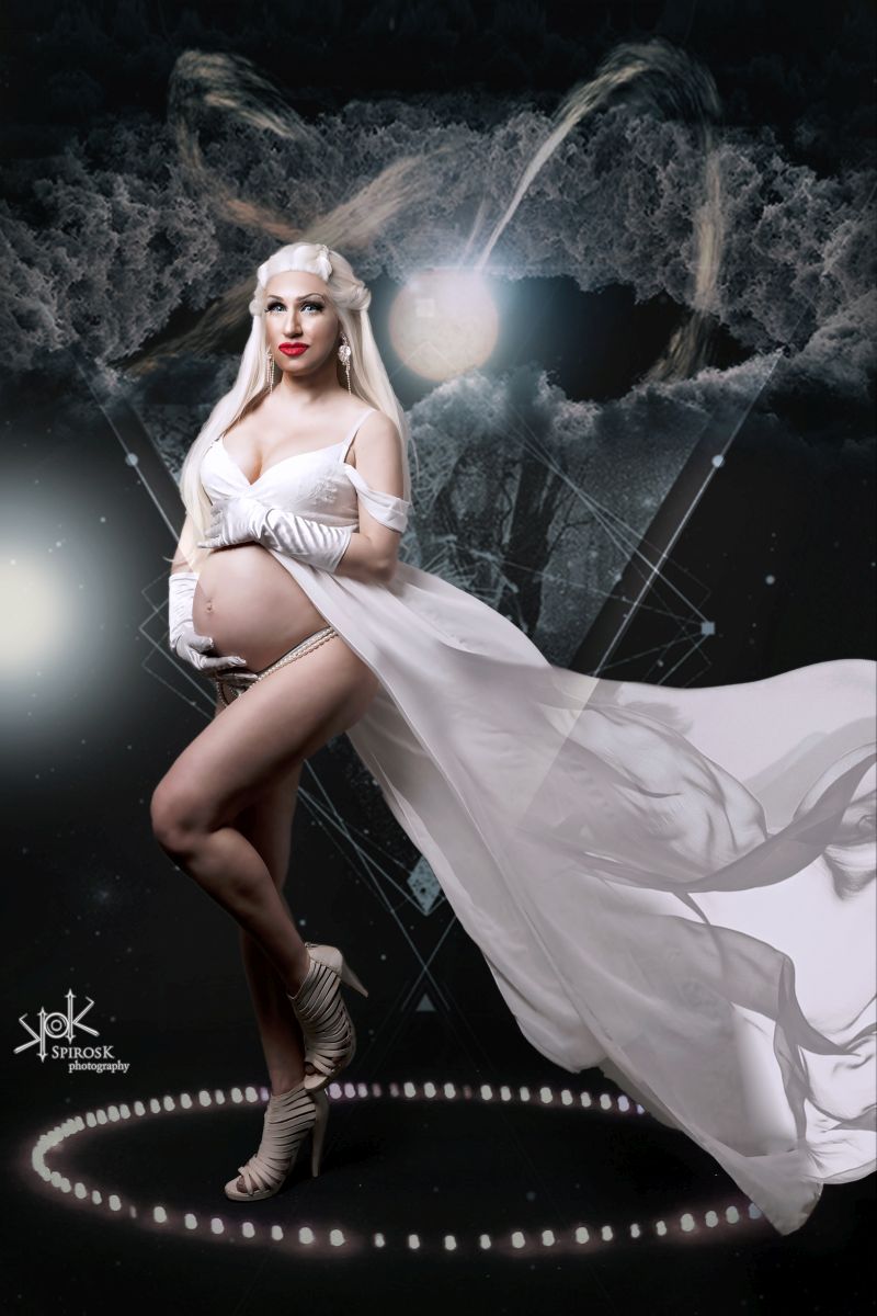 Η Zirconia έκανε δυνατό shout out για τα ζόρια της εγκυμοσύνης και φωτογραφήθηκε όπως καμια άλλη μέλλουσα μαμά