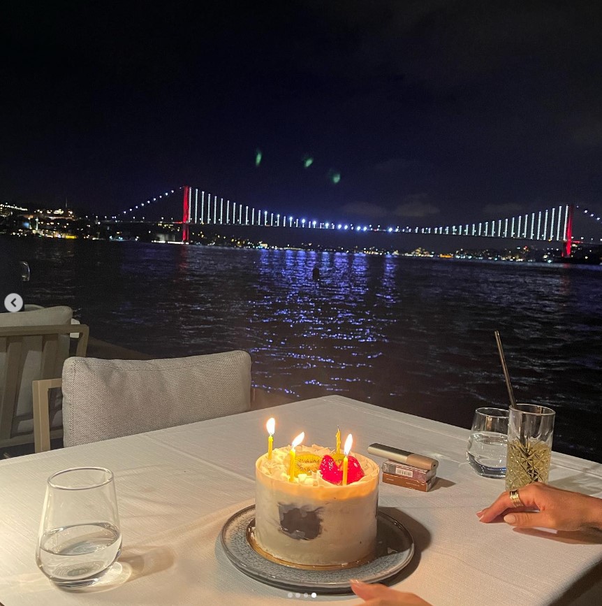 Βίκυ Κάβουρα: Γιόρτασε τα γενέθλιά της με τον Γιώργο Τζαβέλλα στην Τουρκία (ΦΩΤΟ)