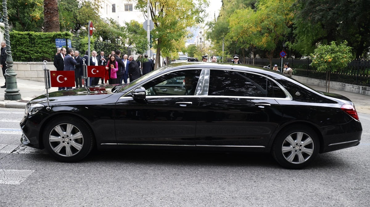Αυτή είναι η υπερπολυτελής θωρακισμένη Mercedes που μετέφερε τον Ερντογάν στην Αθήνα (φωτο)