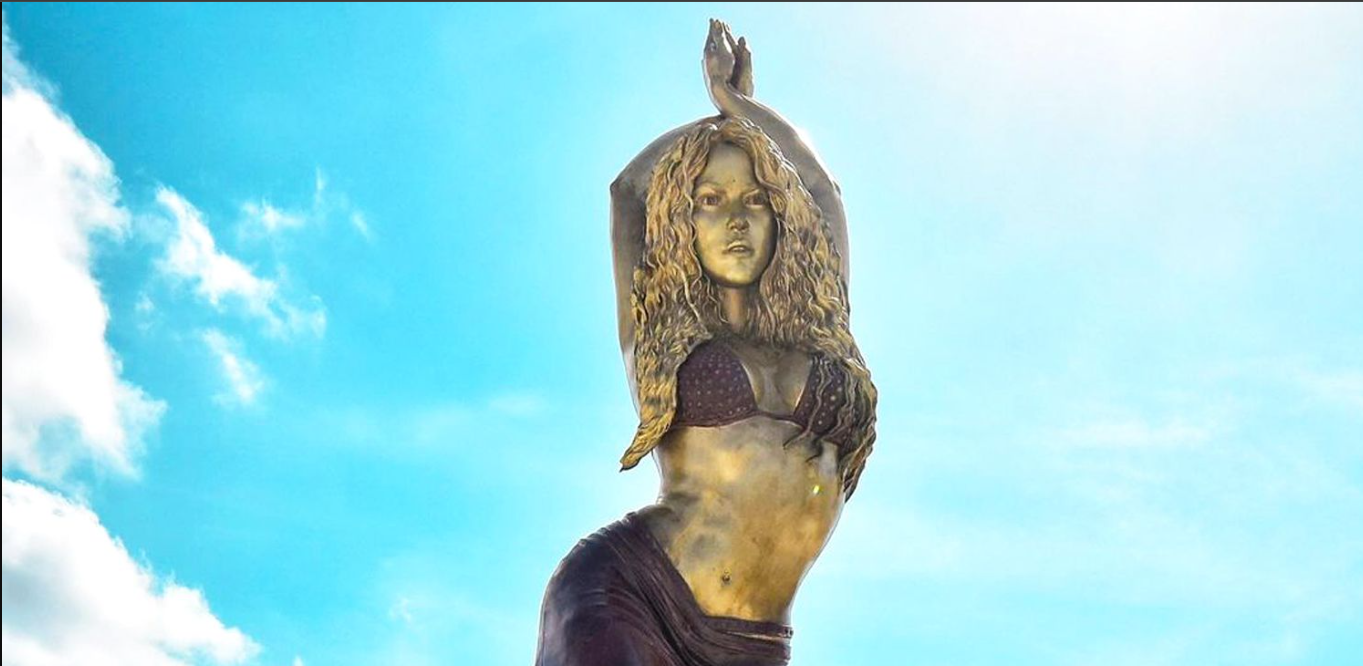 Κολομβία: Η Σακίρα έγινε… άγαλμα 6 μέτρων στη Μπαρρανκίγια (ΦΩΤΟ)