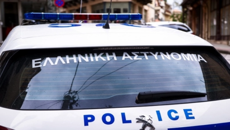 Έκλεψαν το αυτοκίνητο ηλικιωμένου στο κέντρο της Αθήνας ενώ ήταν μέσα η γυναίκα του