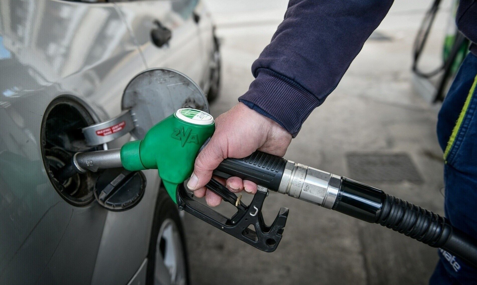 Ανεβαίνει η τιμή της βενζίνης – Πόσο θα φτάσει το Πάσχα