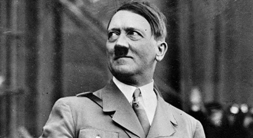 Ιστορικό βίντεο: Ο Χίτλερ κρύβει το χέρι του, που τρέμει λόγω της νόσου του Πάρκινσον